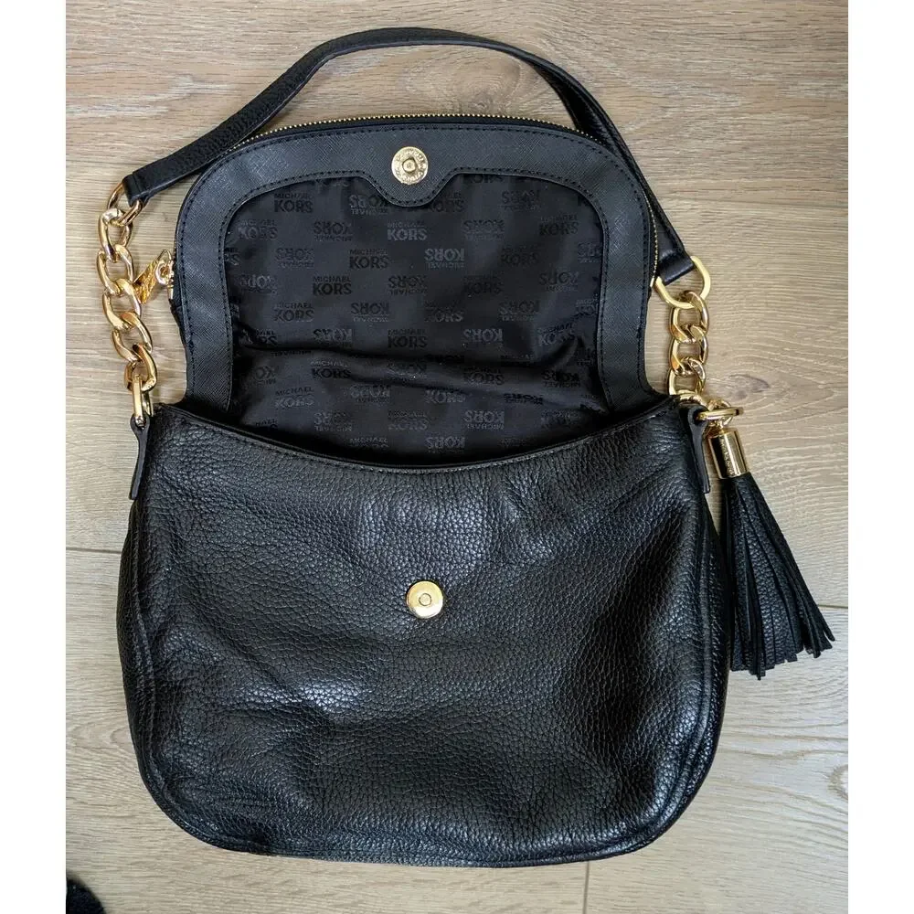 Michael Kors Acorn Shoulder Bag Black Pebbled Leather Gold Chain Link Tassel